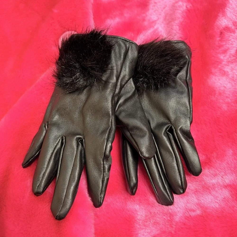Hot Pink Faux Fur Coat Girls‎  lining Size XL/(16) Super Soft 75% ACRYLIC.
